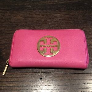 Tory Burch wallet
